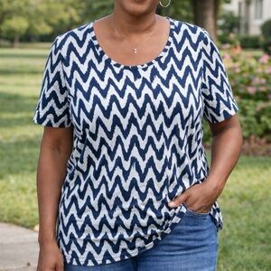 LulaRoe Women Chevron Top Medium